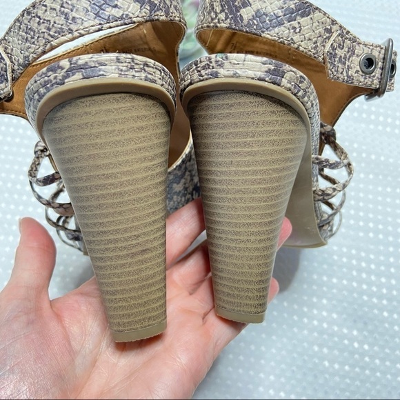 NWT UNIVERSAL THREAD - mary-Ann snake print cone heel open toe heels 7.5 - Picture 3 of 9